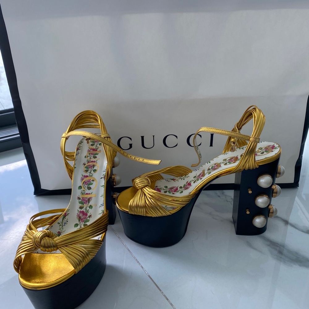 Gucci platform heels 7.5